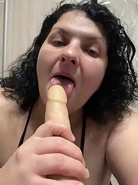 Taisia W online show from 12.26.24