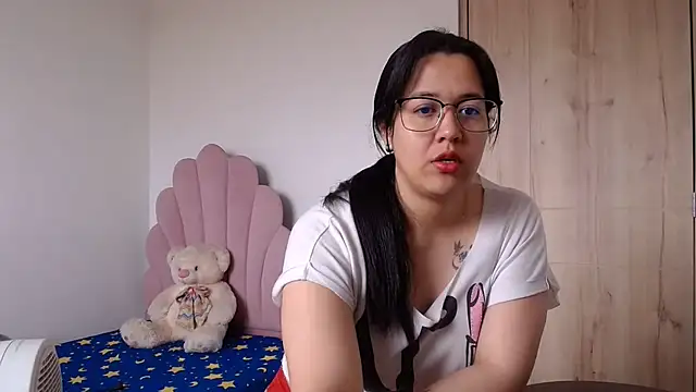 Snapshot of lady_hot2xx chatting on 08.06.26 lady hot2xx online show from 08.06.26