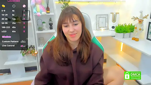  Eliizabeth  online show from 02.10.25