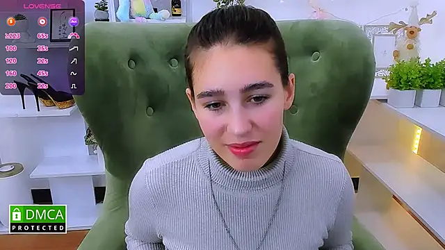  Eliizabeth  online show from 10.05.25