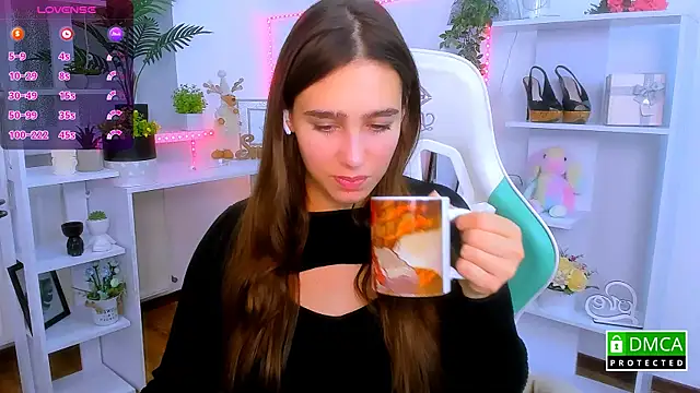  Eliizabeth  online show from 12.01.25