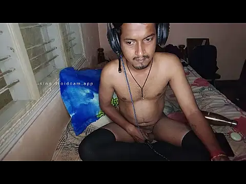 Sexypavi09 online show from 10.15.25