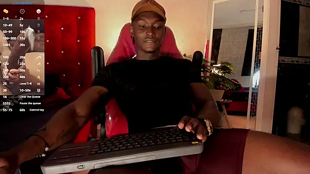 DannSmmith online show from 09.20.25