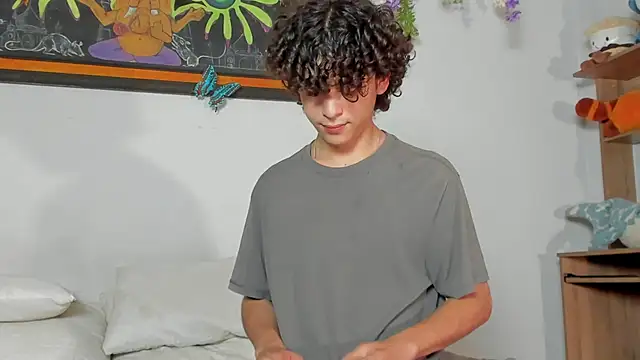 Cherry boy 18 online show from 03.13.25