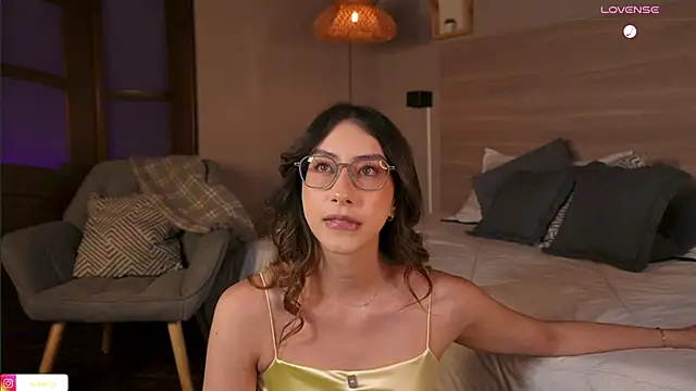 lua ferch   online show from 09.30.25