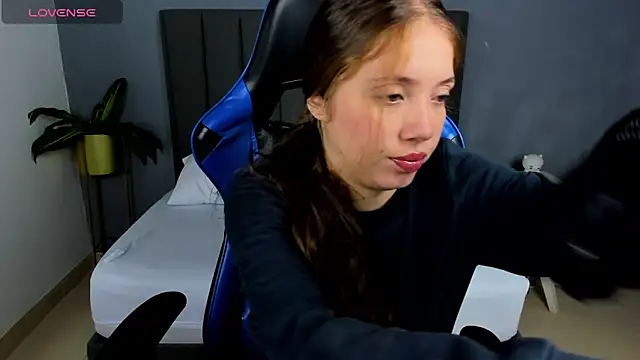 nataly rodri online show from 01.14.25