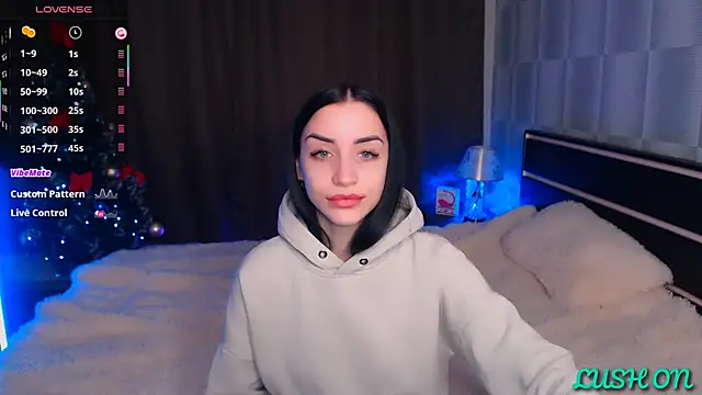 Snapshot of Kemi__Jordan chatting on 02.06.25 Kemi Jordan online show from 02.06.25