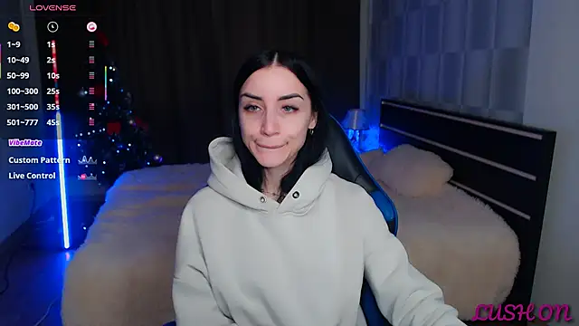 Snapshot of Kemi__Jordan chatting on 02.12.25 Kemi Jordan online show from 02.12.25