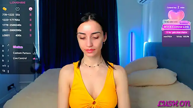 Snapshot of Kemi__Jordan chatting on 03.08.25 Kemi Jordan online show from 03.08.25