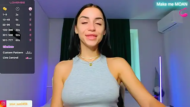 Snapshot of Kemi__Jordan chatting on 09.12.25 Kemi Jordan online show from 09.12.25