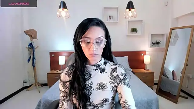 Kristen Garner online show from 01.19.25