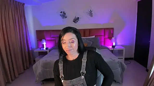 Kristen Garner online show from 09.16.25