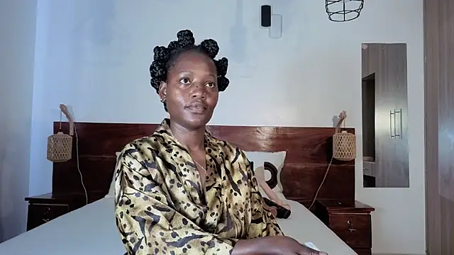 Elegant Ebony online show from 03.31.26