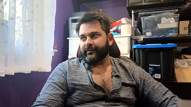 Snapshot of Sakhtlaundaz chatting on 11.02.25 Sakhtlaundaz online show from 11.02.25