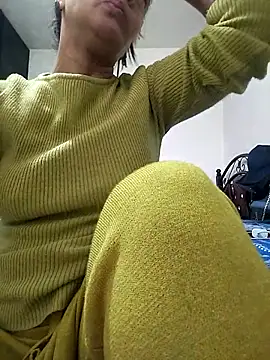 Snapshot of lolo890 chatting on 02.18.26 lolo890 online show from 02.18.26