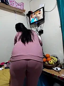 Snapshot of lolo890 chatting on 02.25.26 lolo890 online show from 02.25.26