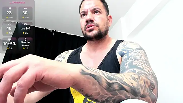 musclemonster31 online show from 11.23.25