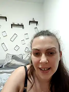 Snapshot of LEAsquirt91 chatting on 01.05.25 LEAsquirt91 online show from 01.05.25