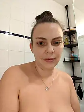 Snapshot of LEAsquirt91 chatting on 01.05.25 LEAsquirt91 online show from 01.05.25