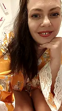 Snapshot of LEAsquirt91 chatting on 02.05.25 LEAsquirt91 online show from 02.05.25