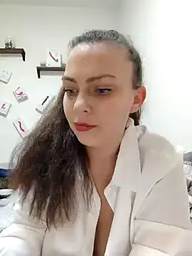 Snapshot of LEAsquirt91 chatting on 02.07.25 LEAsquirt91 online show from 02.07.25