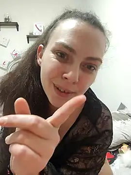 Snapshot of LEAsquirt91 chatting on 02.08.25 LEAsquirt91 online show from 02.08.25