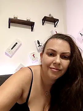 Snapshot of LEAsquirt91 chatting on 10.16.25 LEAsquirt91 online show from 10.16.25