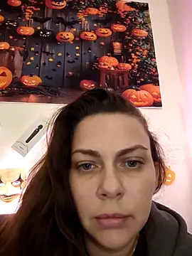 Snapshot of LEAsquirt91 chatting on 11.28.25 LEAsquirt91 online show from 11.28.25