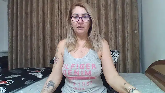 PussyEvely online show from 02.18.26