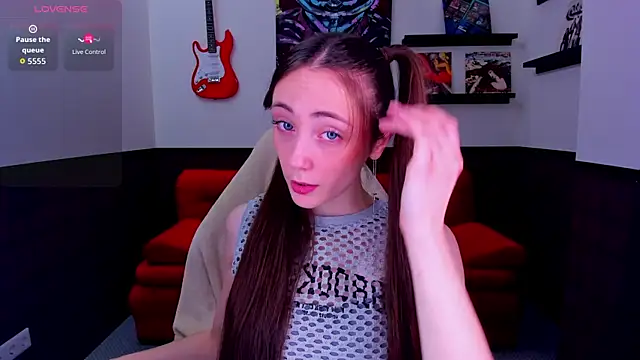 Snapshot of Lexi_Split chatting on 06.24.26 Lexi Split online show from 06.24.26