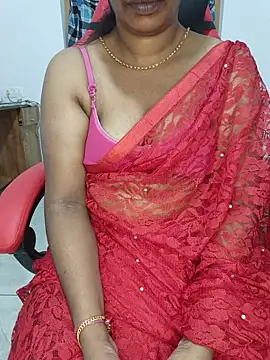 Snapshot of Malluivaniya chatting on 12.02.25 Malluivaniya online show from 12.02.25