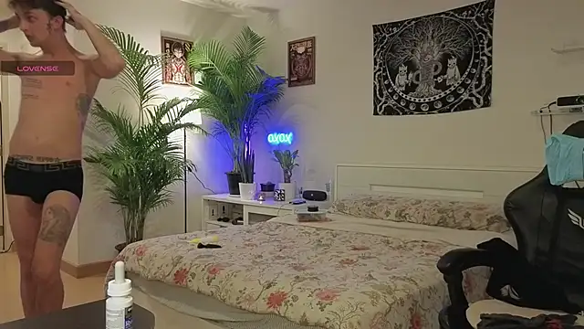 Tima Lexikov  online show from 10.08.25