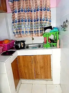 TerryAssqueen254 online show from 01.25.25