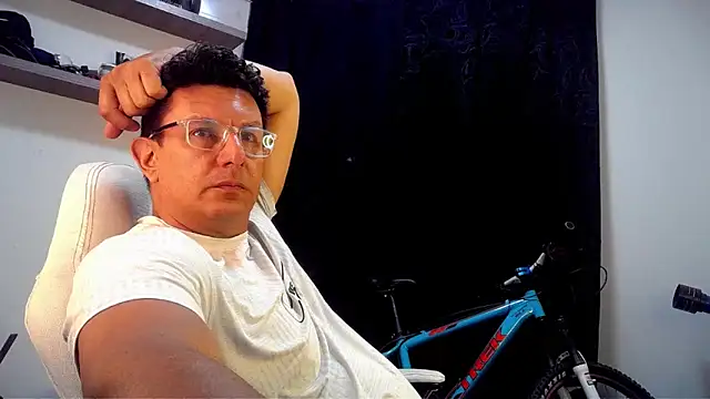 Snapshot of pedropicapi chatting on 05.04.26 pedropicapi online show from 05.04.26