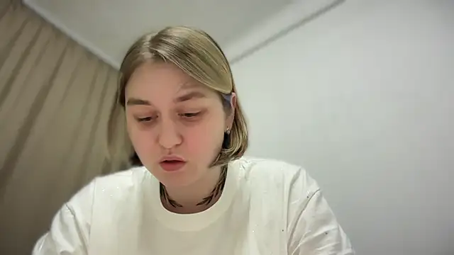 Isabel-Bailey online show from 10.08.25