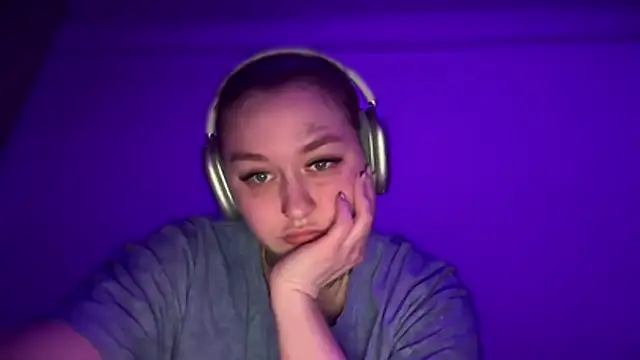 Isabel-Bailey online show from 10.23.25