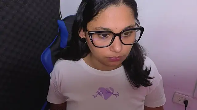 Cuteprincess21 online show from 04.02.26