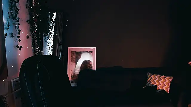 Noah ElmerX online show from 10.05.25