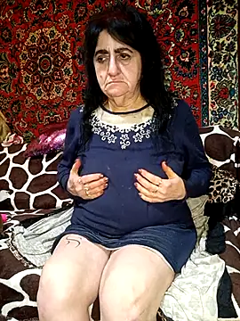 Lovely Lori online show from 02.24.25