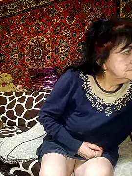 Lovely Lori online show from 02.28.25