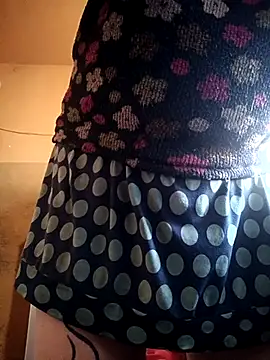 Lovely Lori online show from 03.06.25