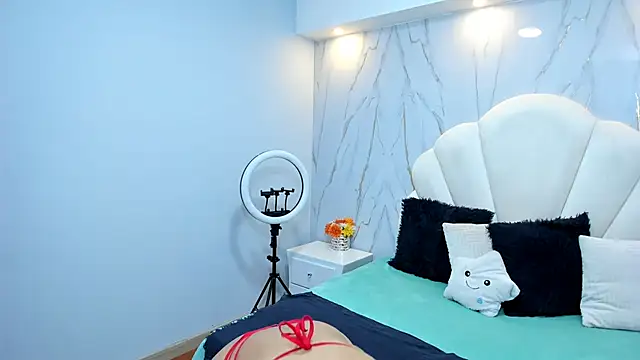 Rosalinda Cortez online show from 03.05.25