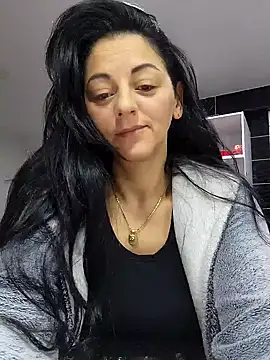 bruneta sexy23 online show from 02.05.25