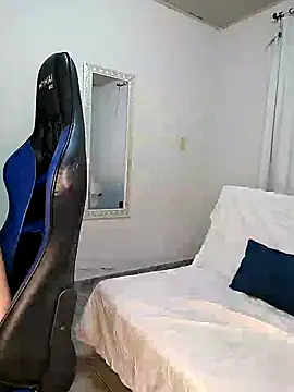 Rafaelayamazaki online show from 01.13.25