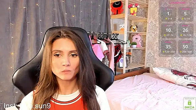 Snapshot of Michel_Momsen chatting on 02.27.25 Michel Momsen online show from 02.27.25