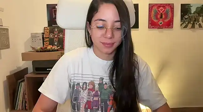 Snapshot of adriana__sosa_ chatting on 01.27.25 adriana sosa online show from 01.27.25