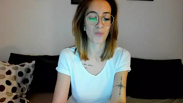 DesireMore90 online show from 12.17.24