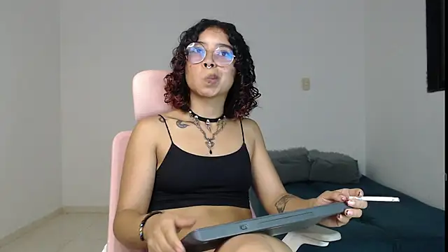 Putaku San online show from 12.30.24