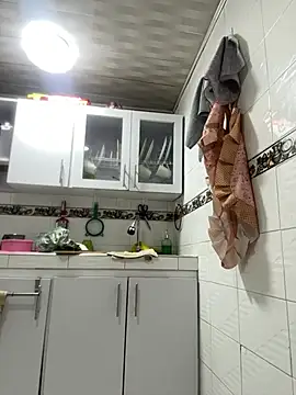 Snapshot of AgathaGeorgiou chatting on 01.24.25 AgathaGeorgiou online show from 01.24.25