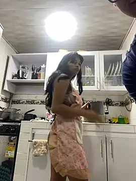 Snapshot of AgathaGeorgiou chatting on 02.18.25 AgathaGeorgiou online show from 02.18.25